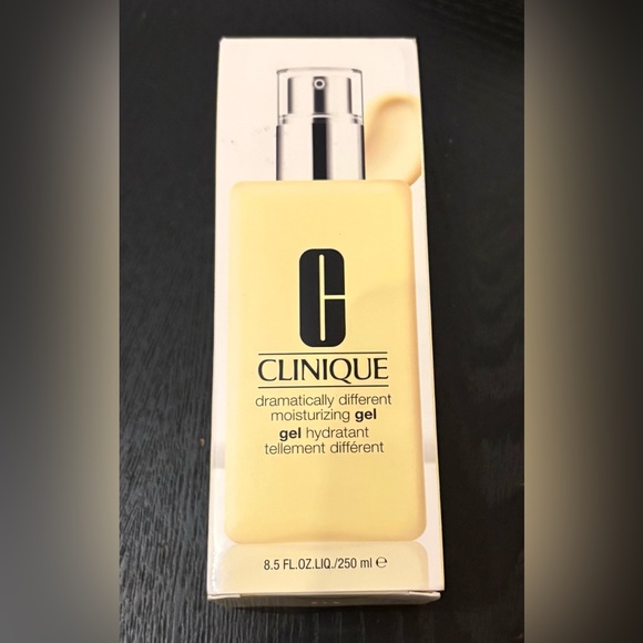 Clinique Dramatically Different Moisturizing Gel - 8.5 Oz. Jumbo Size, NIB - Picture 4 of 4